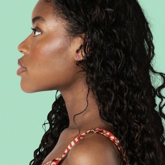 KATE SPADE • Crystal Berry Myosotis Flower Earrings - Picture 2 of 3